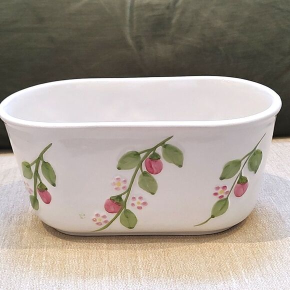 Oval Ceramic Hand Painted Strawberry Vines Bowl Planter - Picture 8 of 8